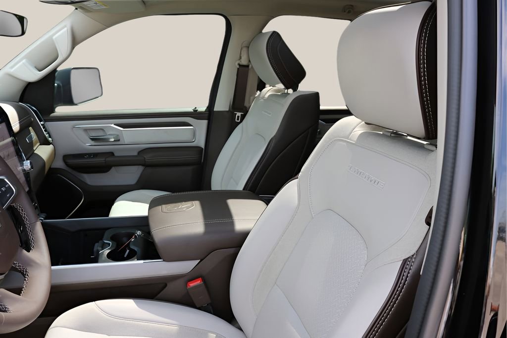 Used 2026 RAM 1500 Laramie AWD/4WD image 11
