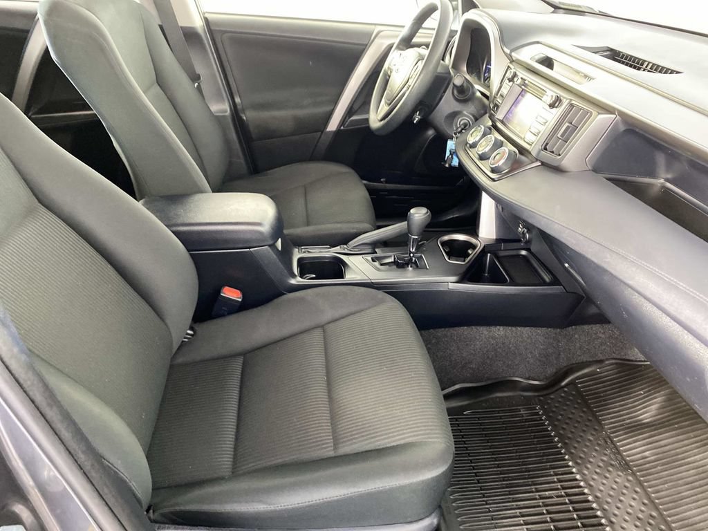 Used 2018 Toyota RAV4 LE w/ All Weather Liner Package AWD/4WD image 10