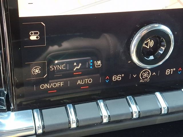 Used 2025 GMC Yukon Denali image 22