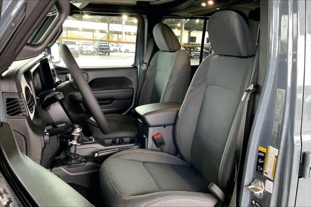 New 2026 Jeep Gladiator Sport AWD/4WD image 37