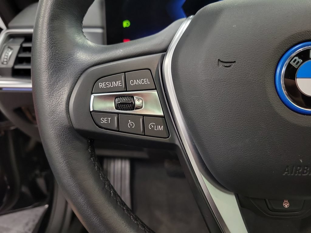 Used 2023 BMW i4 eDrive35 w/ Premium Package RWD image 25