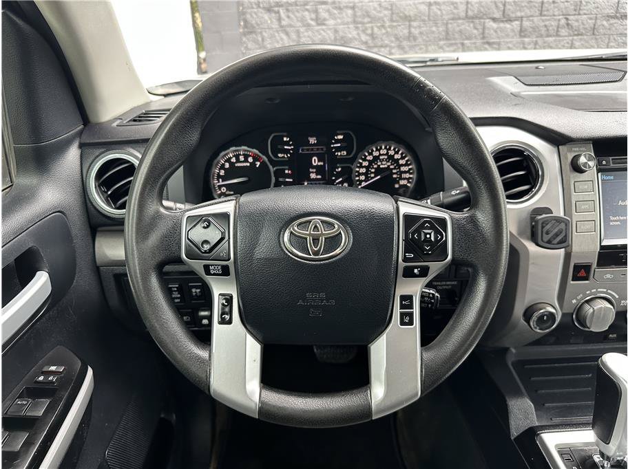 Used 2018 Toyota Tundra SR5 w/ SR5 Upgrade Package AWD/4WD image 20