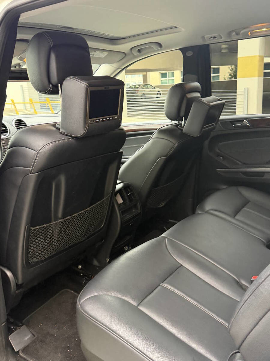 Used 2010 Mercedes-Benz GL 450 4MATIC image 14