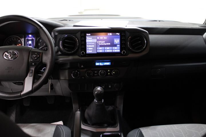 Used 2023 Toyota Tacoma TRD Sport image 18