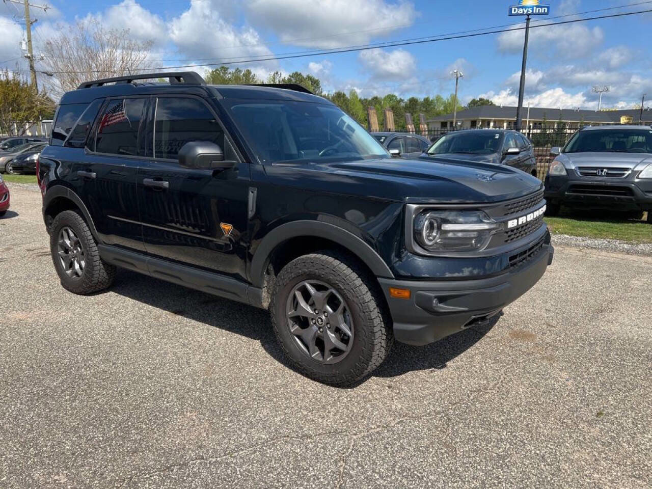Used 2022 Ford Bronco Sport Badlands image 9