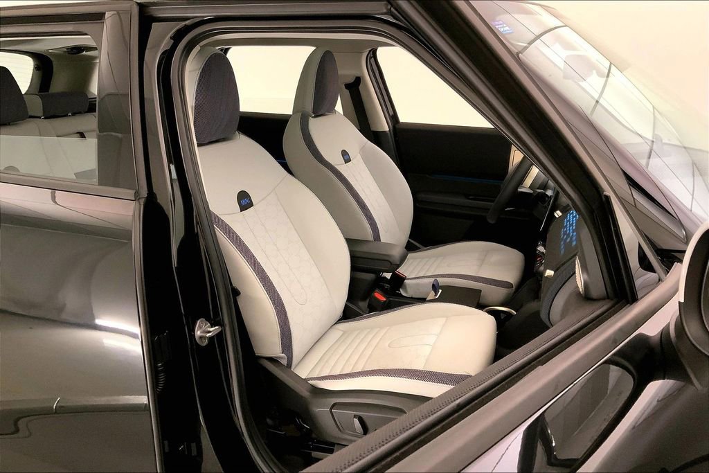 Certified 2025 MINI Cooper Countryman S image 6