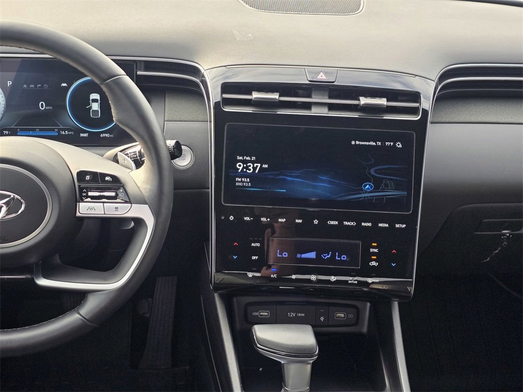 Used 2024 Hyundai Santa Cruz Limited image 16