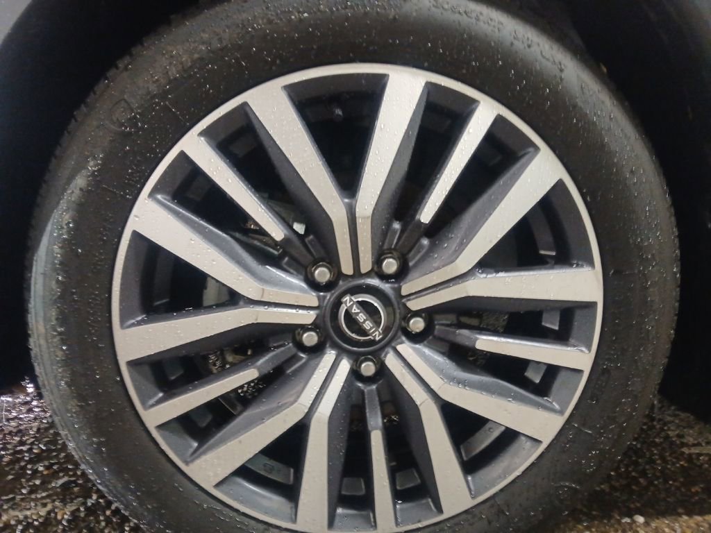 Used 2023 Nissan Kicks SV image 20