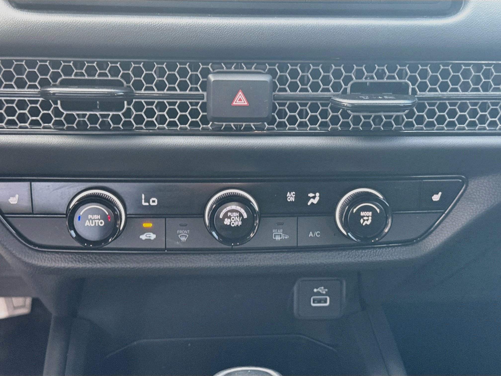 Certified 2025 Honda HR-V Sport image 14