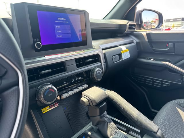 New 2026 Toyota 4Runner SR5 AWD/4WD image 16