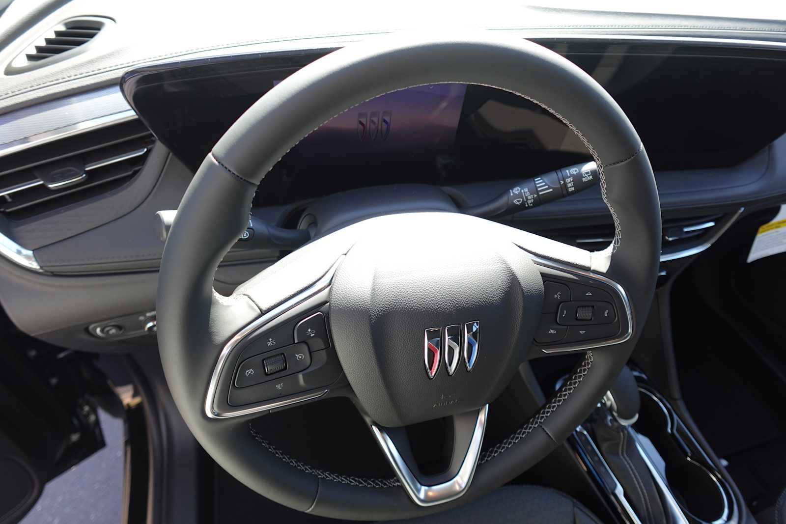 Used 2023 Buick Encore GX Select w/ Sport Touring Package FWD image 13