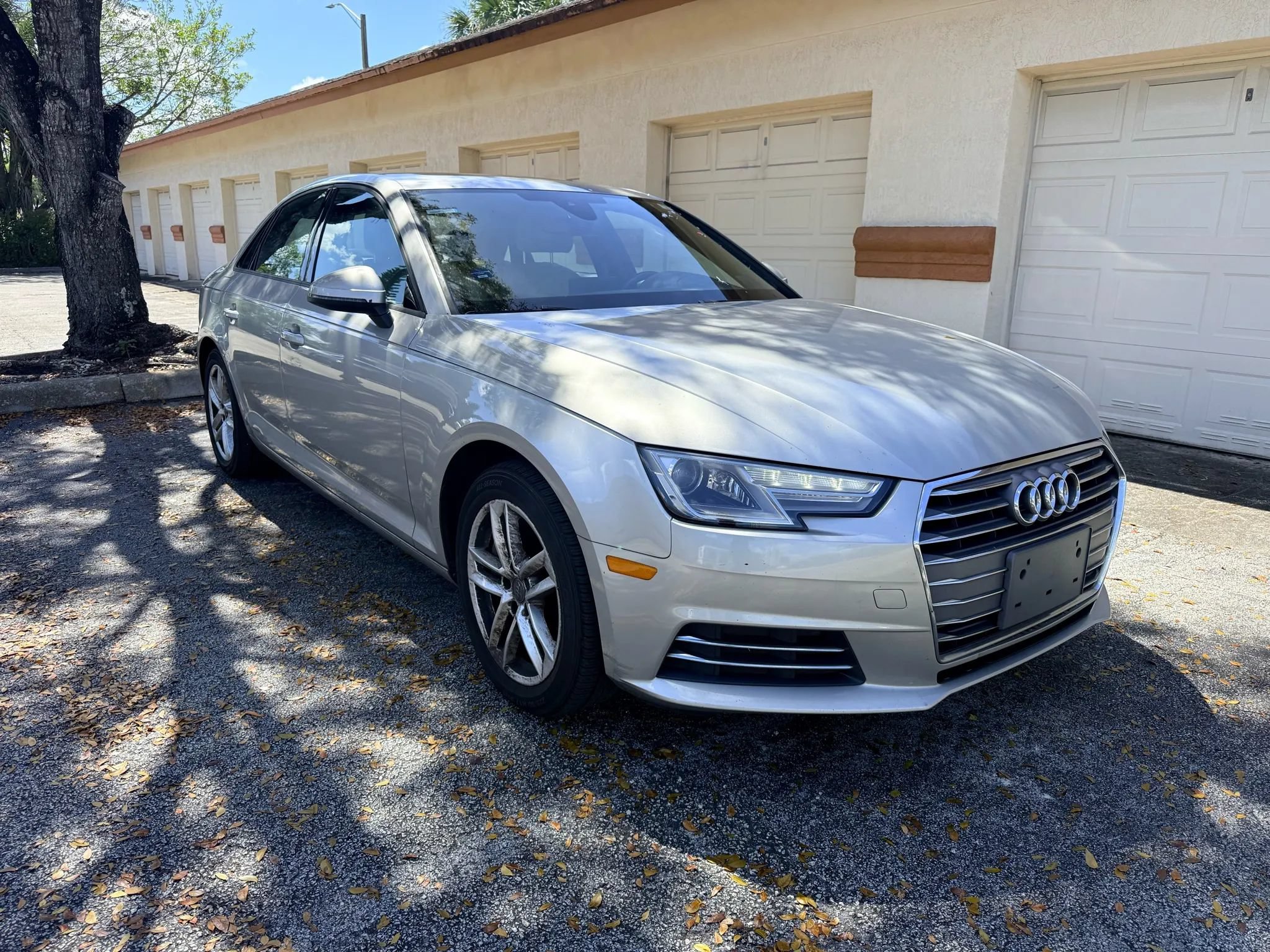 Used 2017 Audi A4 2.0T Premium FWD image 1