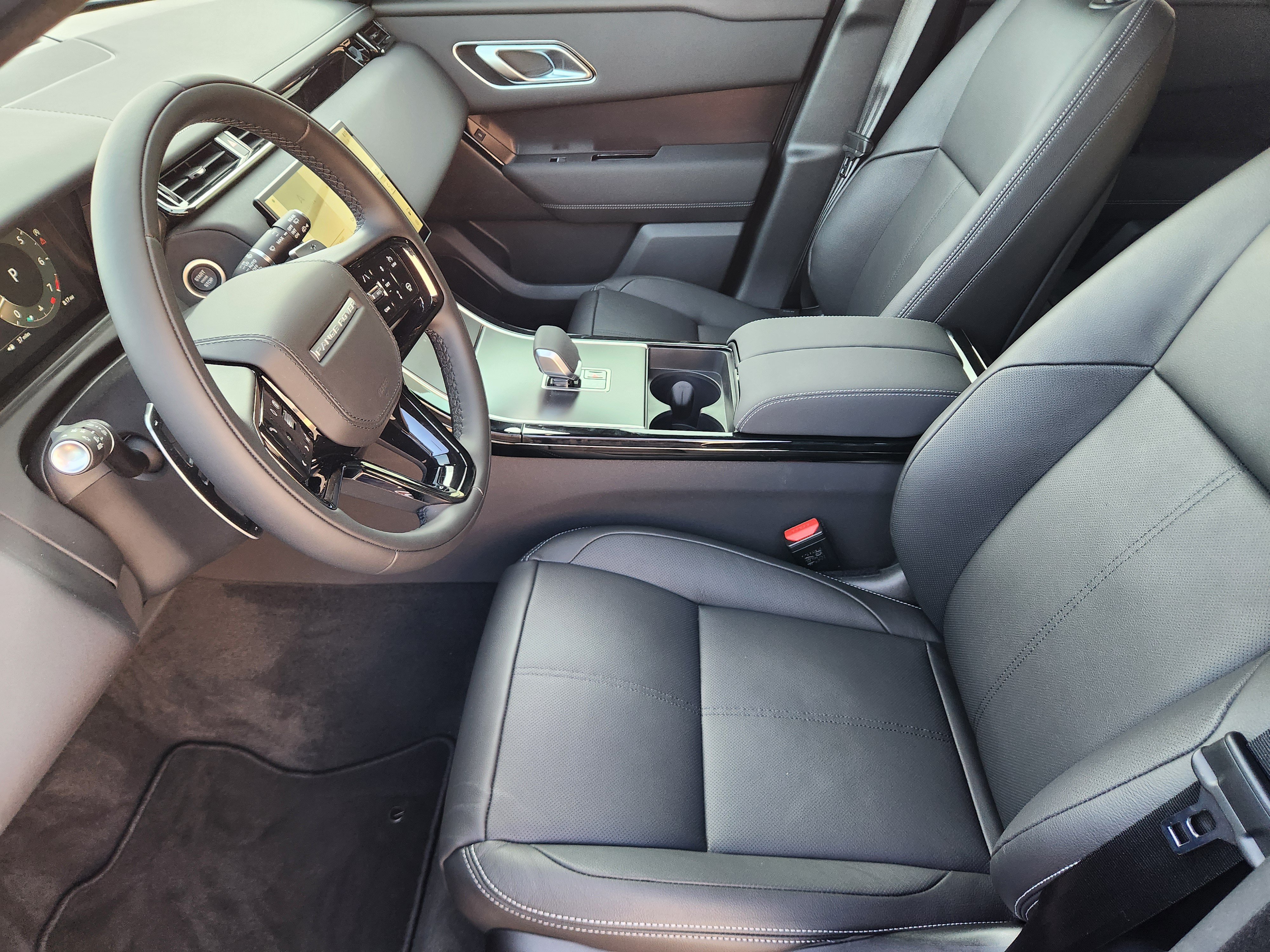 New 2026 Land Rover Range Rover Velar Belgravia AWD/4WD image 13