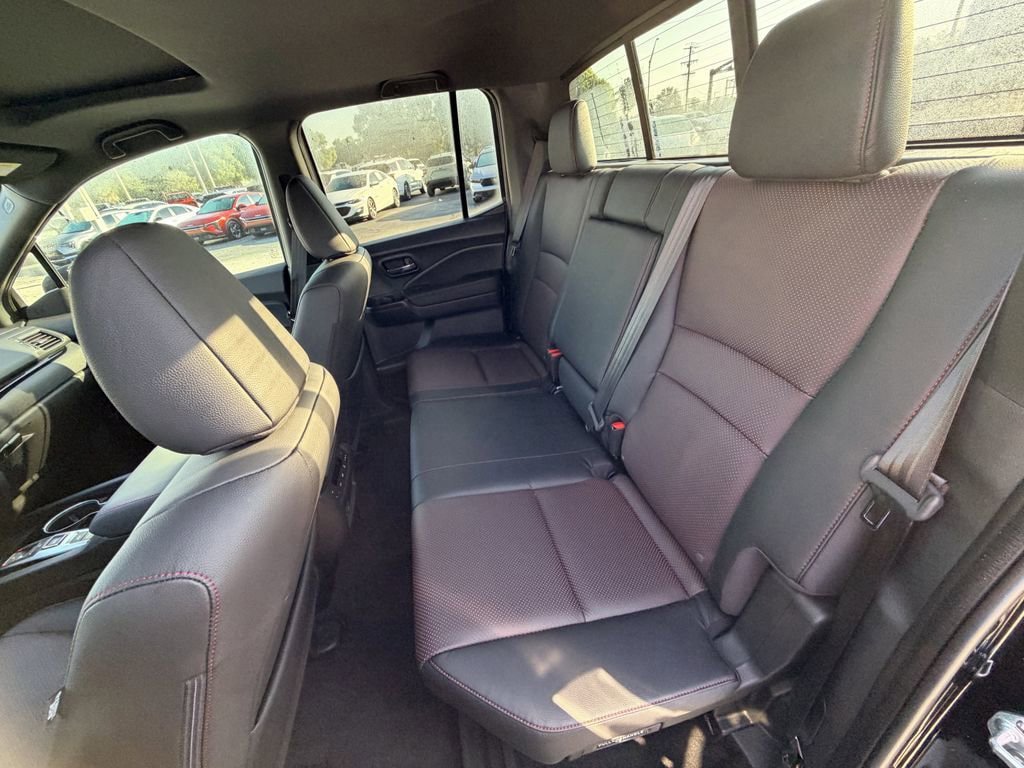 Used 2026 Honda Ridgeline Black Edition image 18