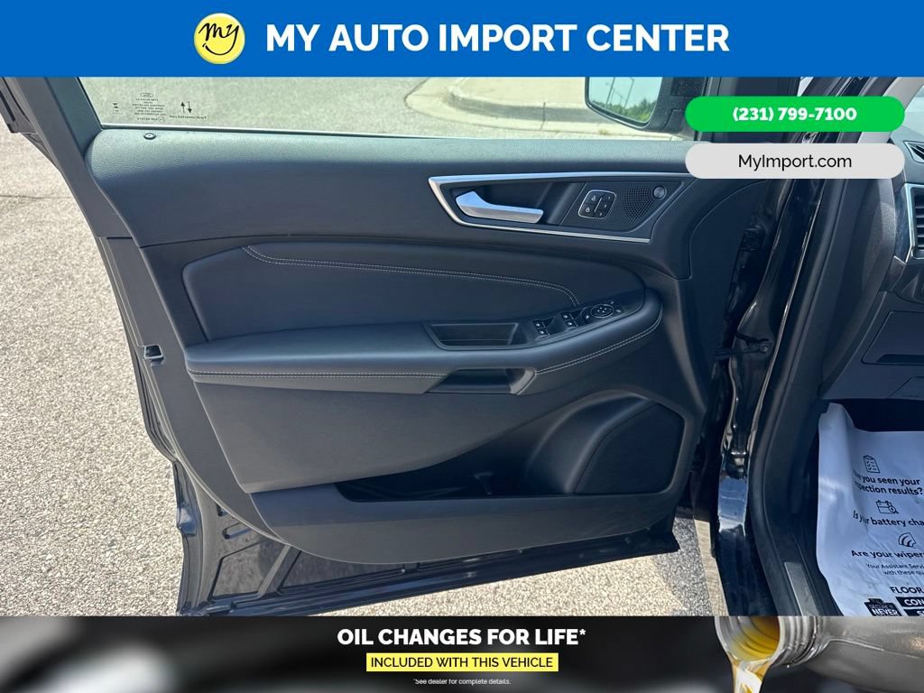 Used 2024 Ford Edge Titanium w/ Equipment Group 301A AWD/4WD image 10
