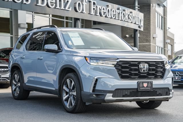 Used 2025 Honda Pilot Touring