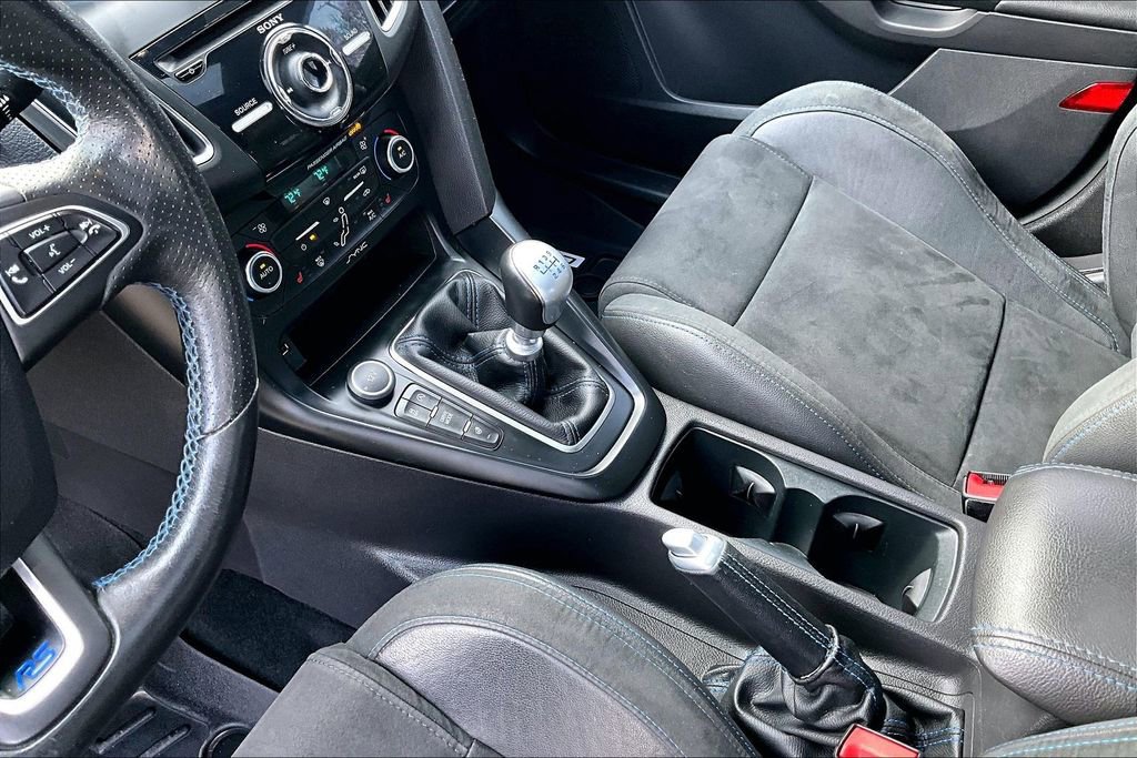Used 2017 Ford Focus RS image 15