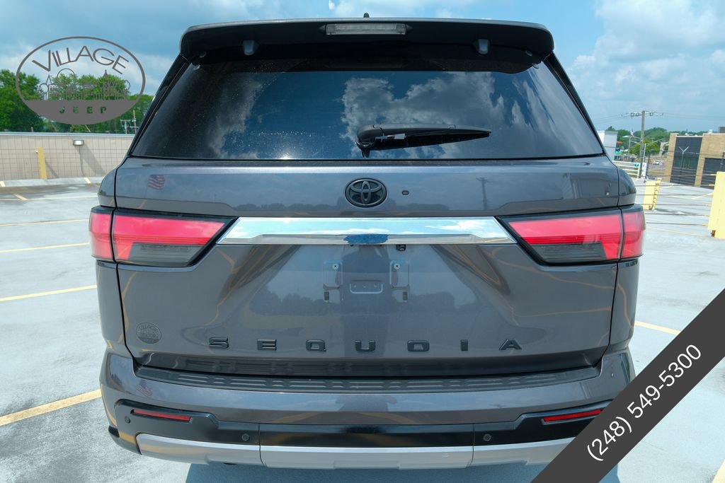 Used 2024 Toyota Sequoia Limited w/ Tow Technology Package AWD/4WD image 7
