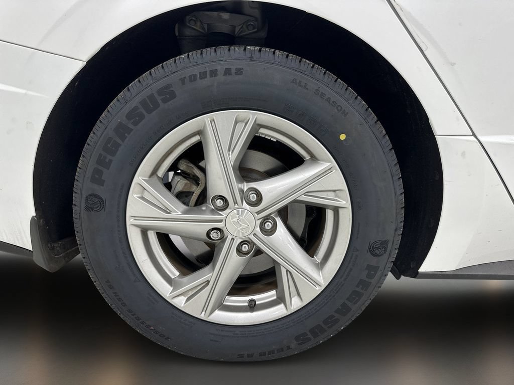 Certified 2022 Hyundai Sonata SE FWD image 11