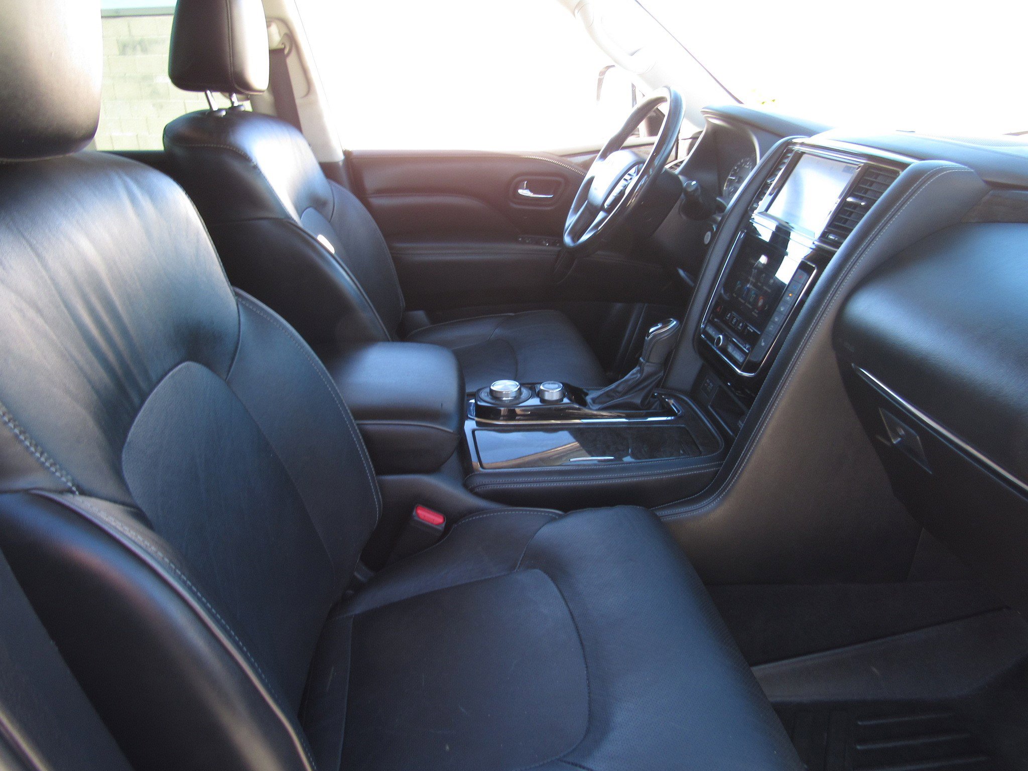 Used 2021 INFINITI QX80 Luxe image 9