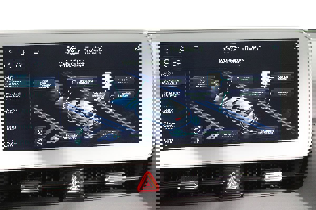 Used 2024 Hyundai Ioniq 5 SE image 18