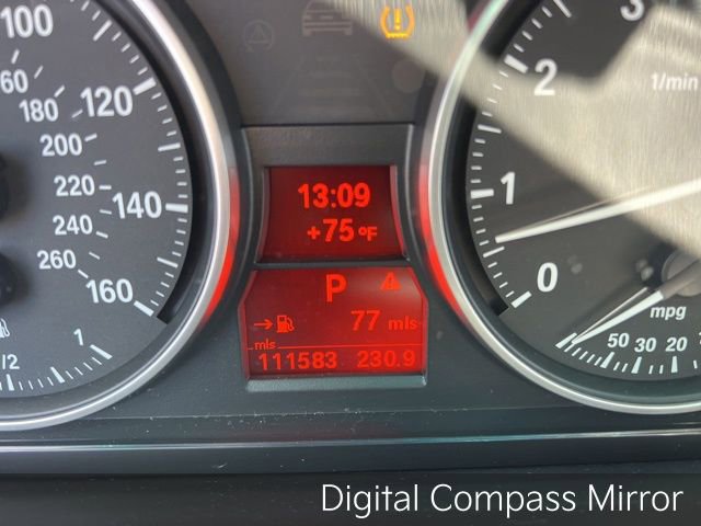 Used 2010 BMW 328i xDrive Sedan AWD/4WD image 12