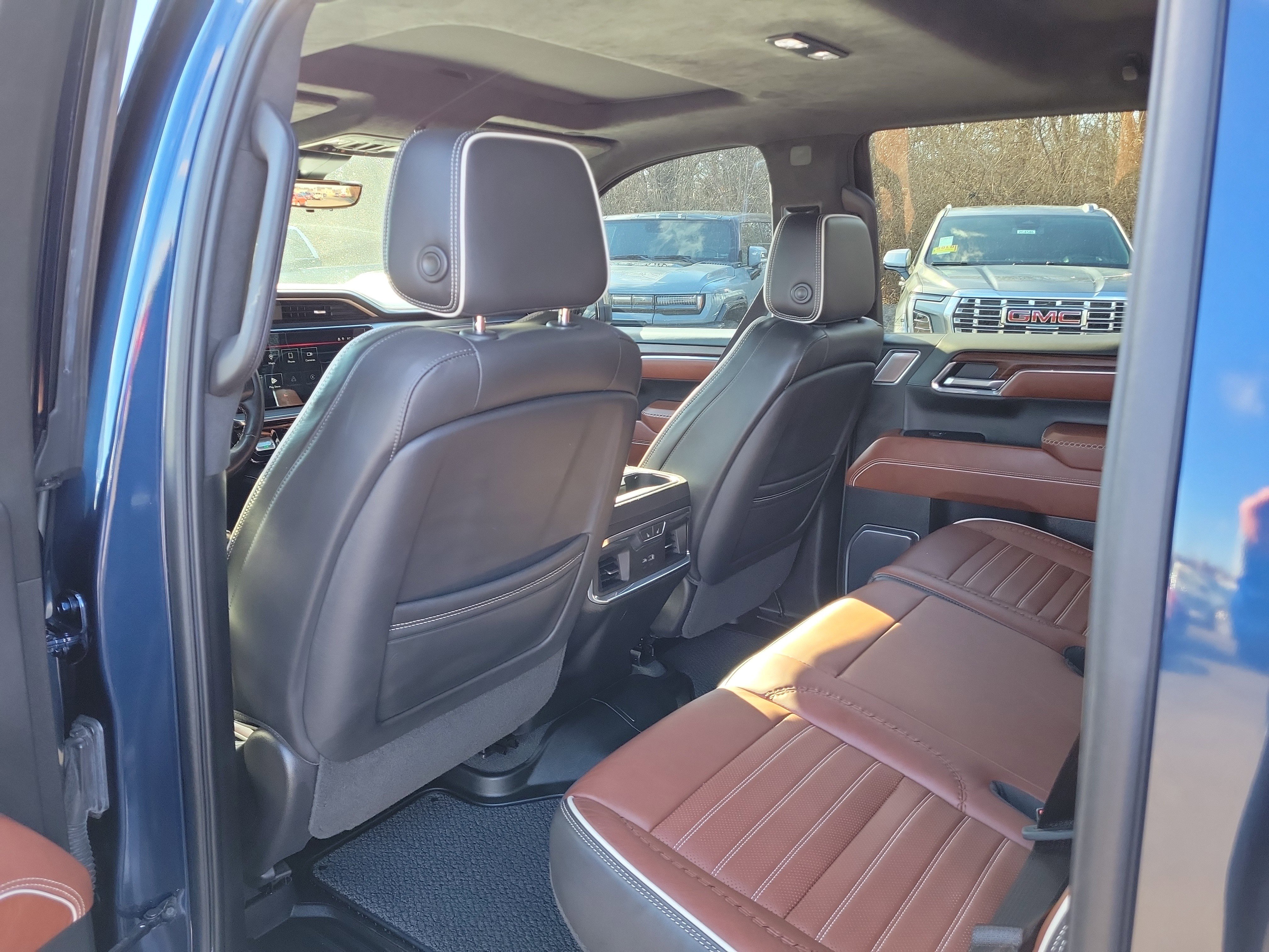 Used 2023 GMC Sierra 1500 Denali Ultimate image 14