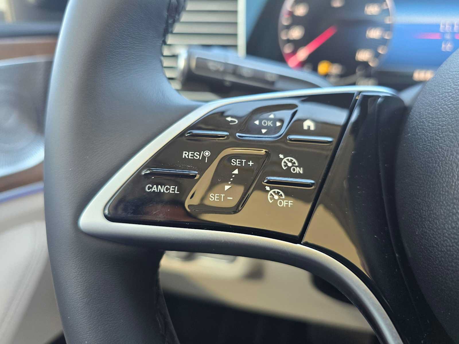 New 2026 Mercedes-Benz GLE 450 4MATIC image 33