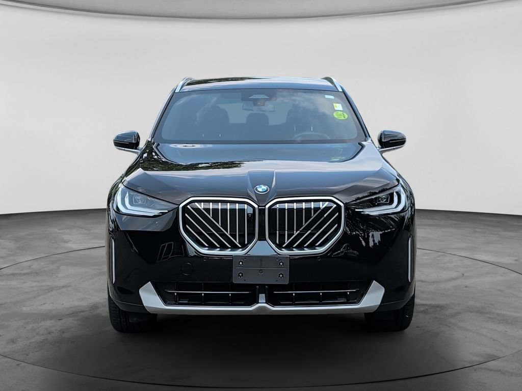 Used 2025 BMW X3 xDrive30i AWD/4WD image 2