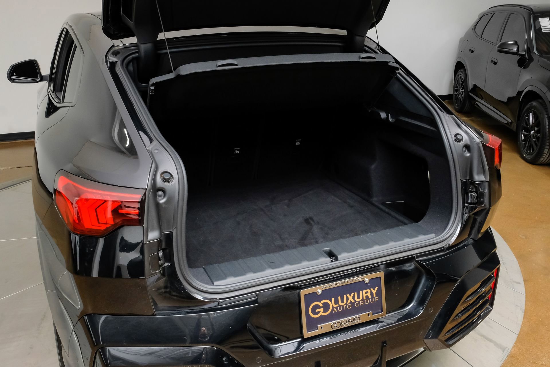 Used 2025 BMW X2 xDrive28i image 53