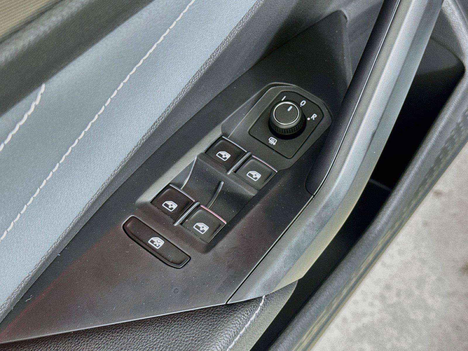 New 2027 Volkswagen Jetta SEL FWD image 18