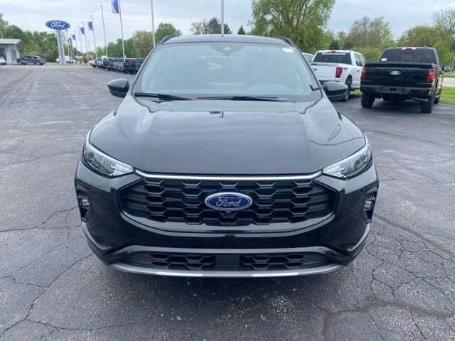 New 2024 Ford Escape ST-Line Select w/ Tech Pack #2 AWD/4WD image 10