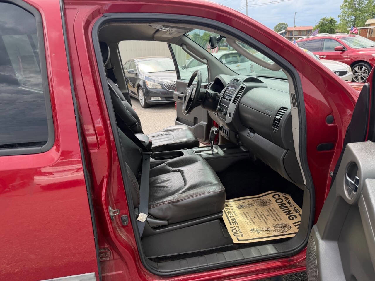 Used 2011 Nissan Xterra PRO-4X w/ Pro-4x Leather Pkg AWD/4WD image 14