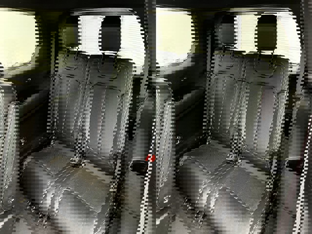 Used 2024 Jeep Grand Cherokee L Limited w/ Luxury Tech Group II image 14