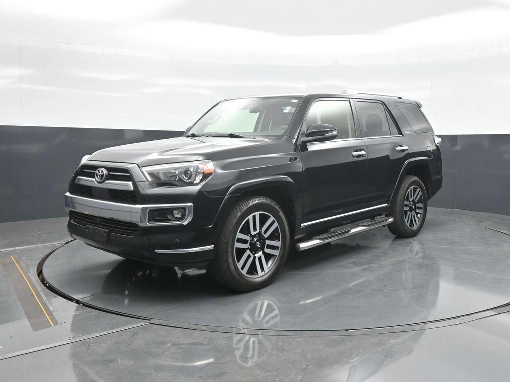 Certified 2022 Toyota 4Runner Limited AWD/4WD image 3
