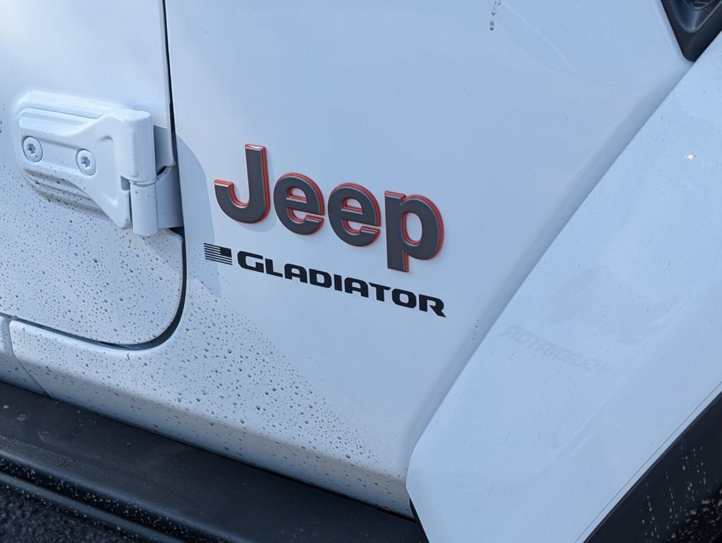 New 2026 Jeep Gladiator Mojave AWD/4WD image 11