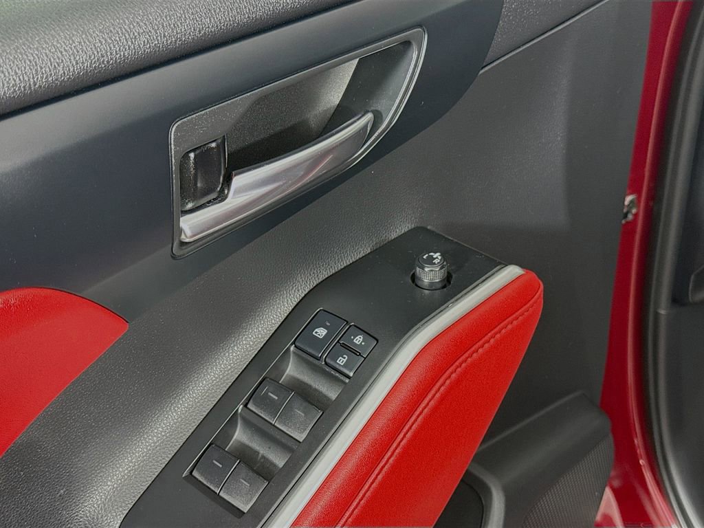 Used 2021 Toyota Highlander XSE image 12