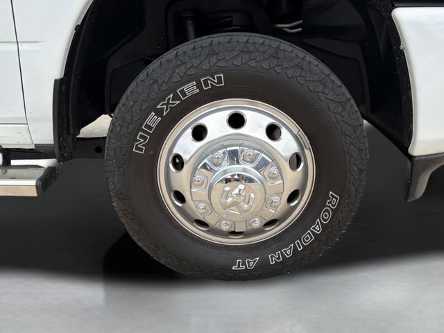 Used 2024 RAM 3500 Laramie w/ Safety Group AWD/4WD image 9