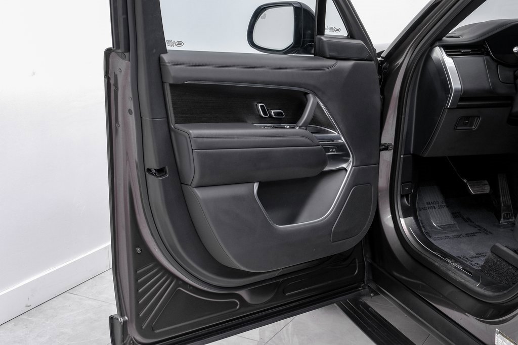 Used 2023 Land Rover Range Rover First Edition image 42