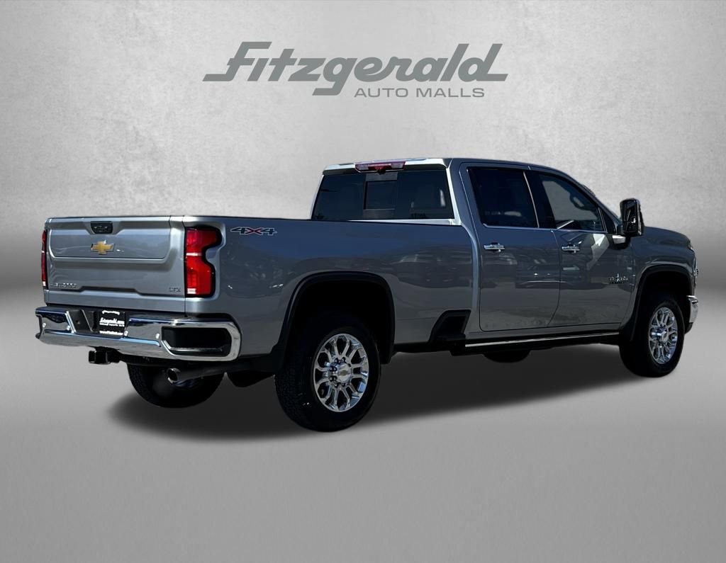 Used 2025 Chevrolet Silverado 3500 LTZ w/ LTZ Premium Texas Edition image 7
