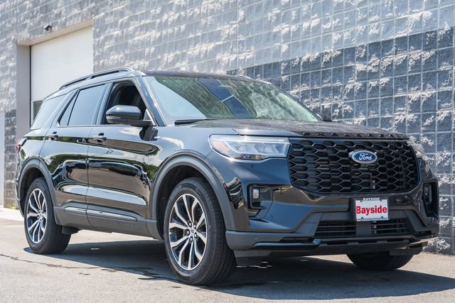 Used 2026 Ford Explorer ST-Line AWD/4WD image 2