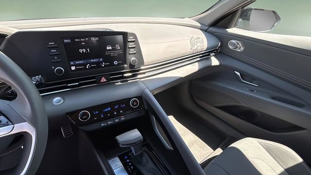 Used 2025 Hyundai Elantra Sport w/ Cargo Package FWD image 24
