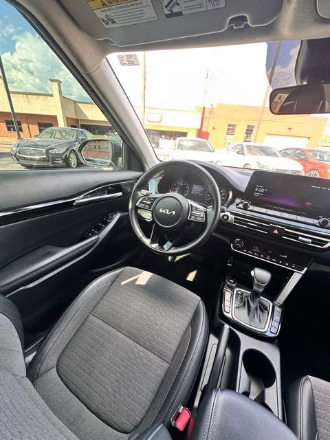 Used 2023 Kia Seltos Nightfall Edition image 27