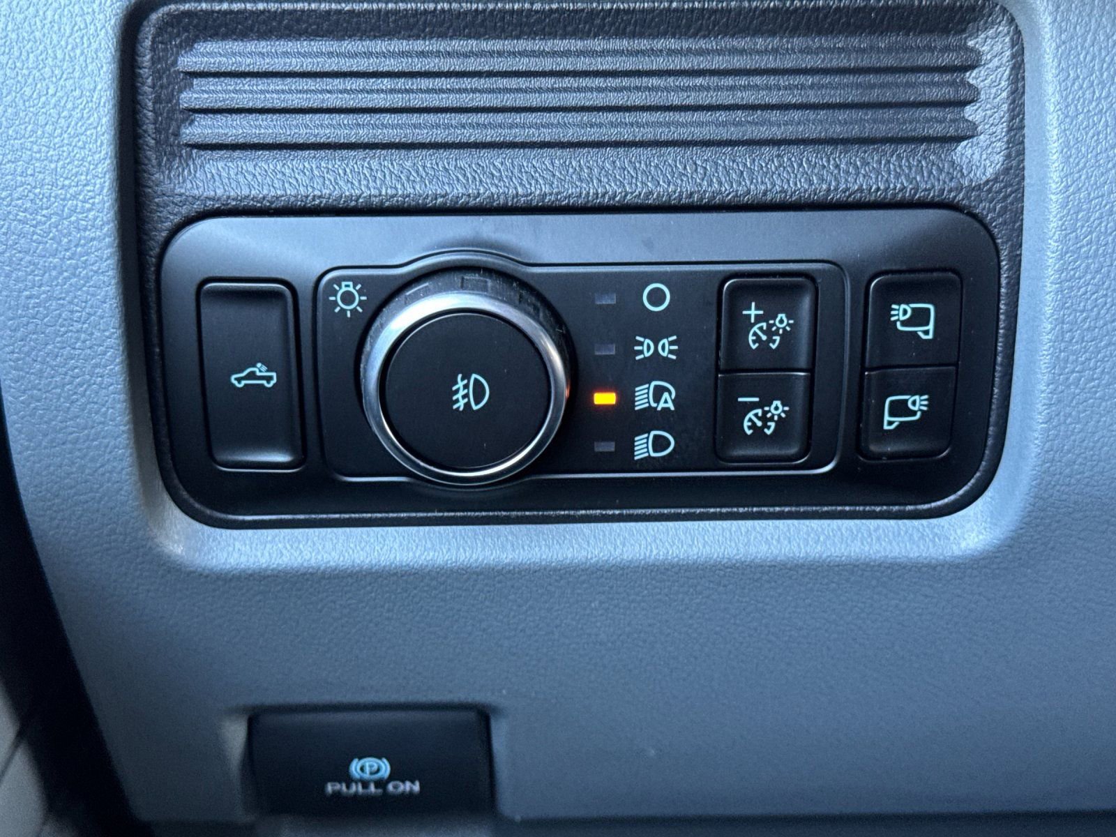 New 2026 Ford F350 XLT w/ 360-Degree Camera Package image 27