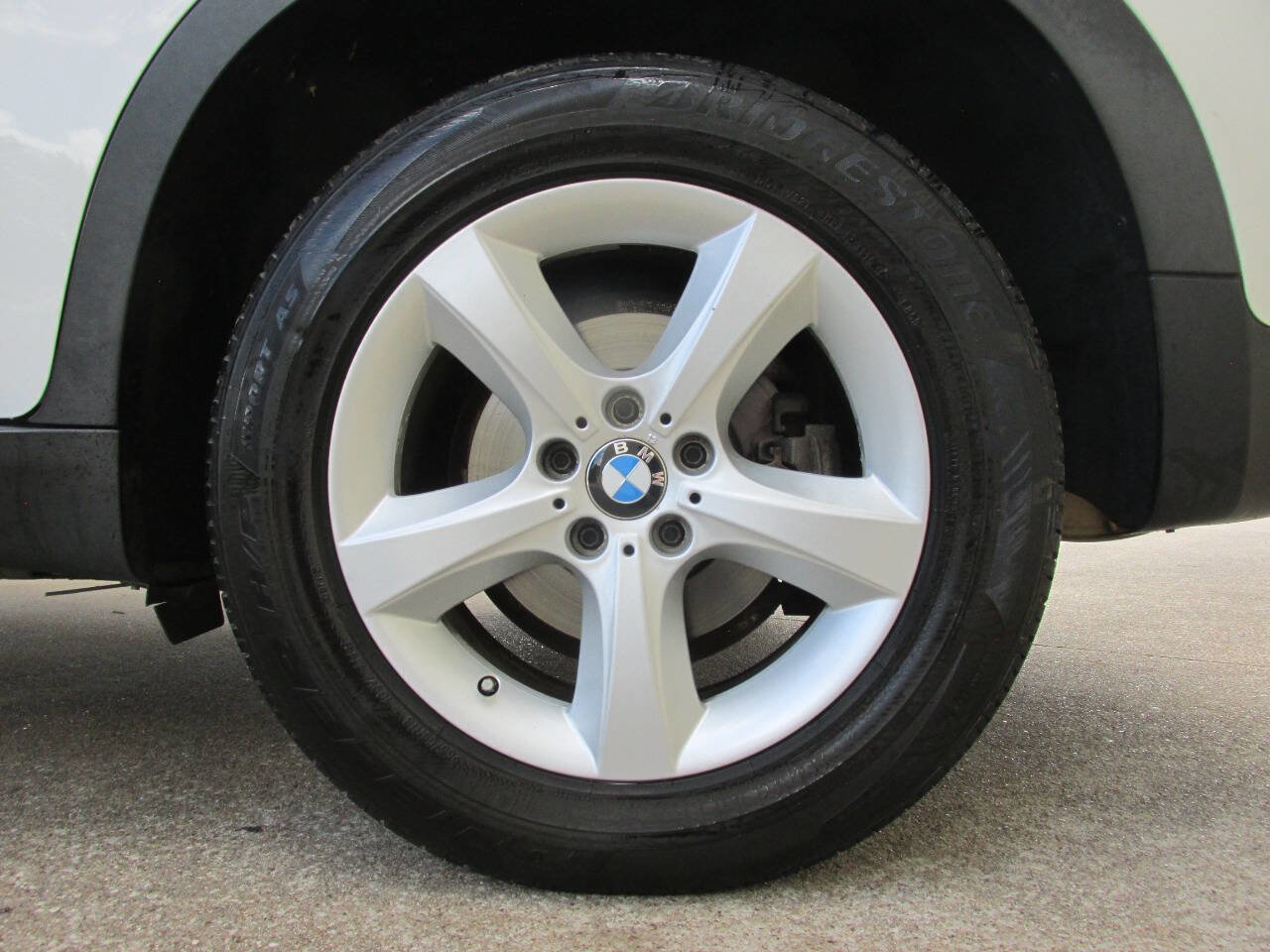 Used 2010 BMW X5 xDrive30i image 27