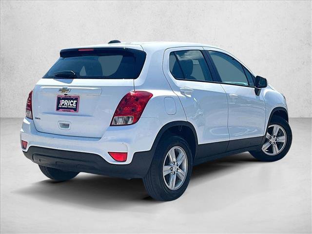 Used 2020 Chevrolet Trax LS FWD image 2