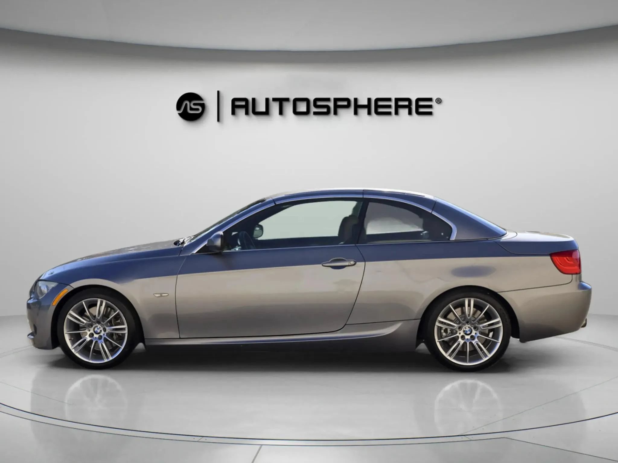 Used 2012 BMW 335i Convertible RWD image 5