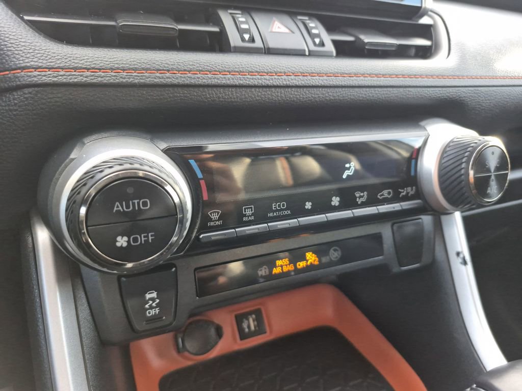 Used 2024 Toyota RAV4 Adventure AWD/4WD image 22
