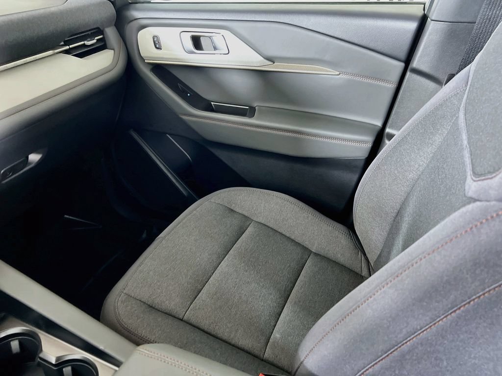 New 2027 Ford Explorer Active AWD/4WD image 28