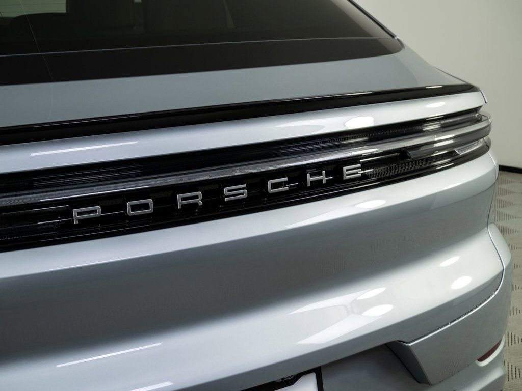 New 2026 Porsche Cayenne Base image 37
